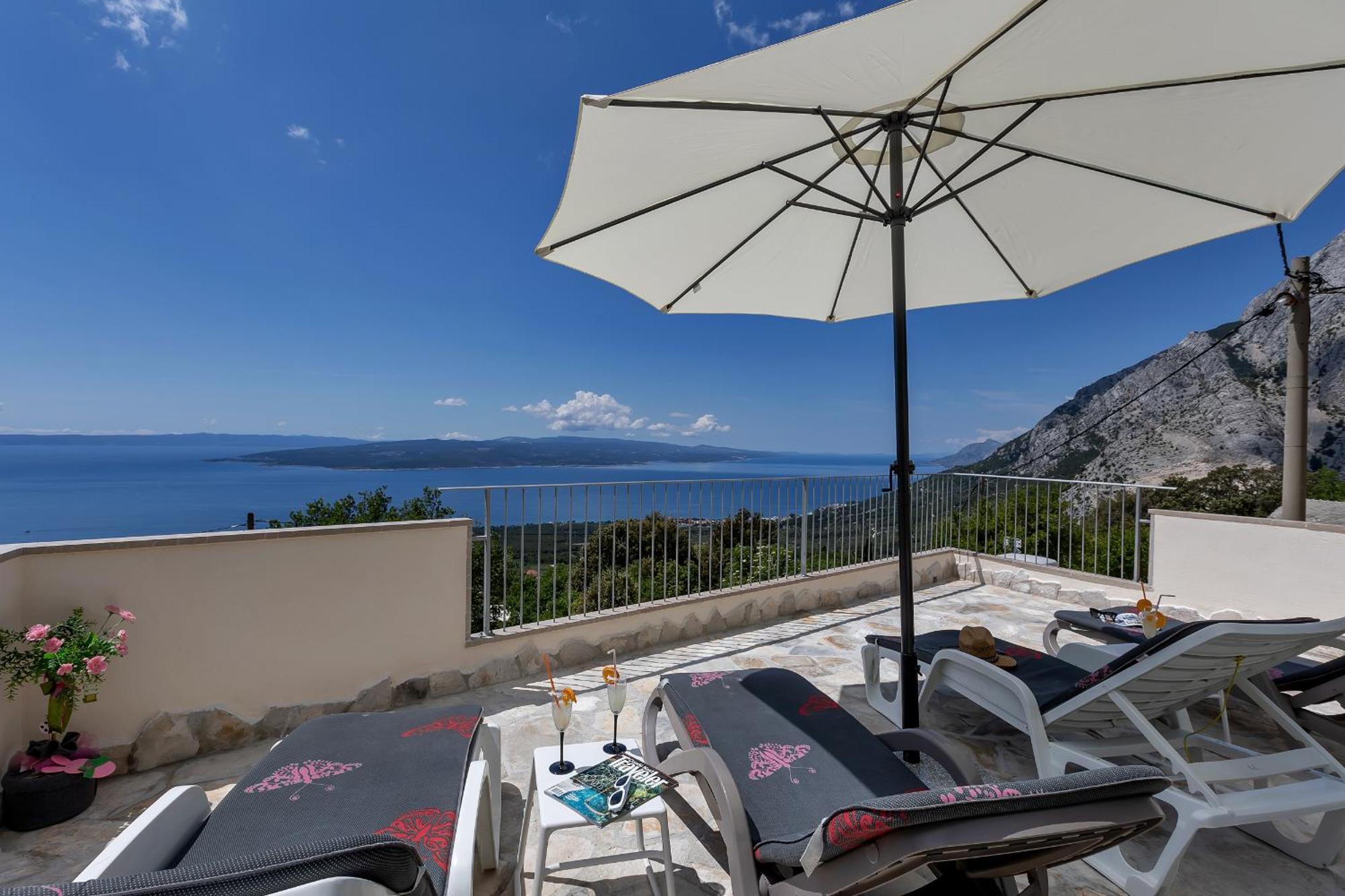 Holiday Home Marta With Heated Pool,Grill,Sea View Bast Eksteriør bilde